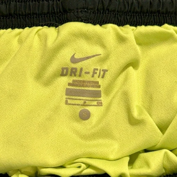 Nike Dri Fit Running Shorts - Picture 5 of 9